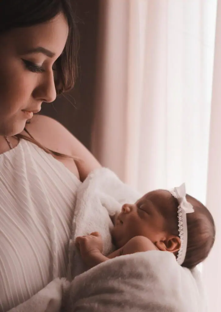 Roughly 80% of women who suffer from postpartum depression make a full recovery after receiving treatment. There are a number of resources that can help you cope amidst postpartum depression.