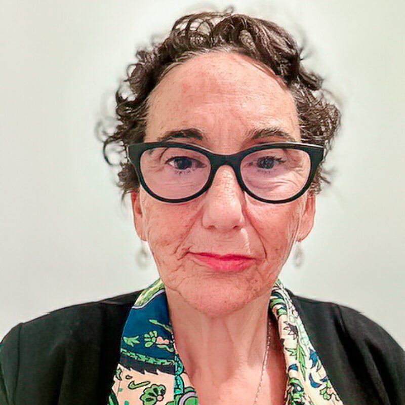 Andrea Rosenhaft Headshot