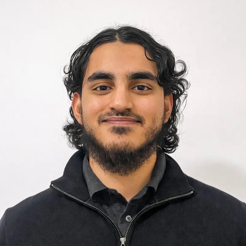 Shakil Shaek Headshot