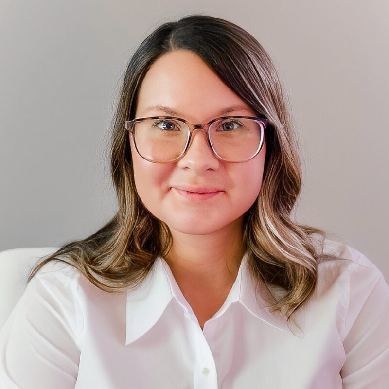 Kara Bax Headshot