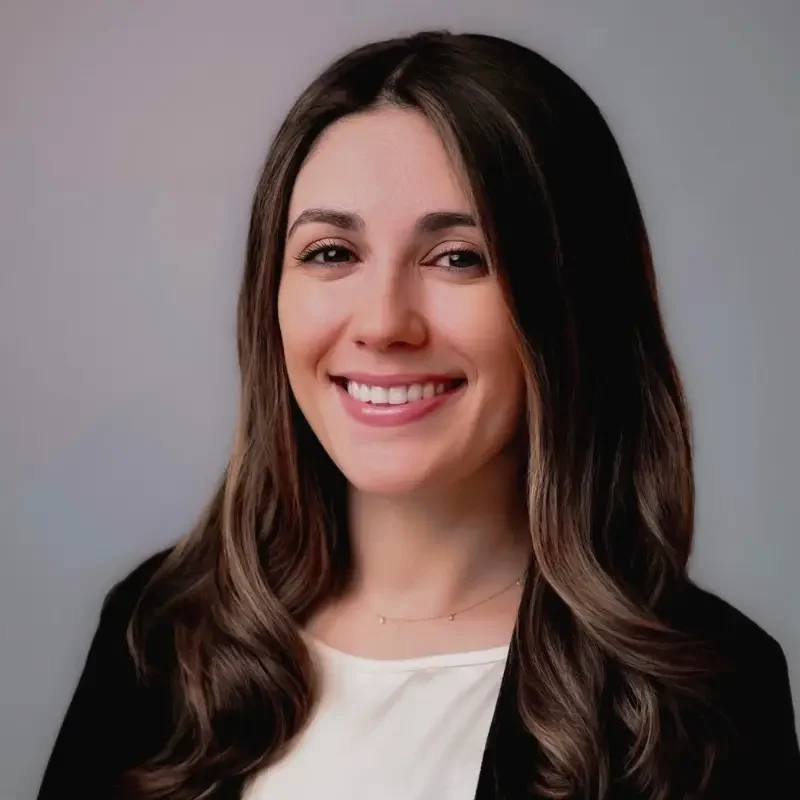 Kimberly Kaloroumakis' Headshot