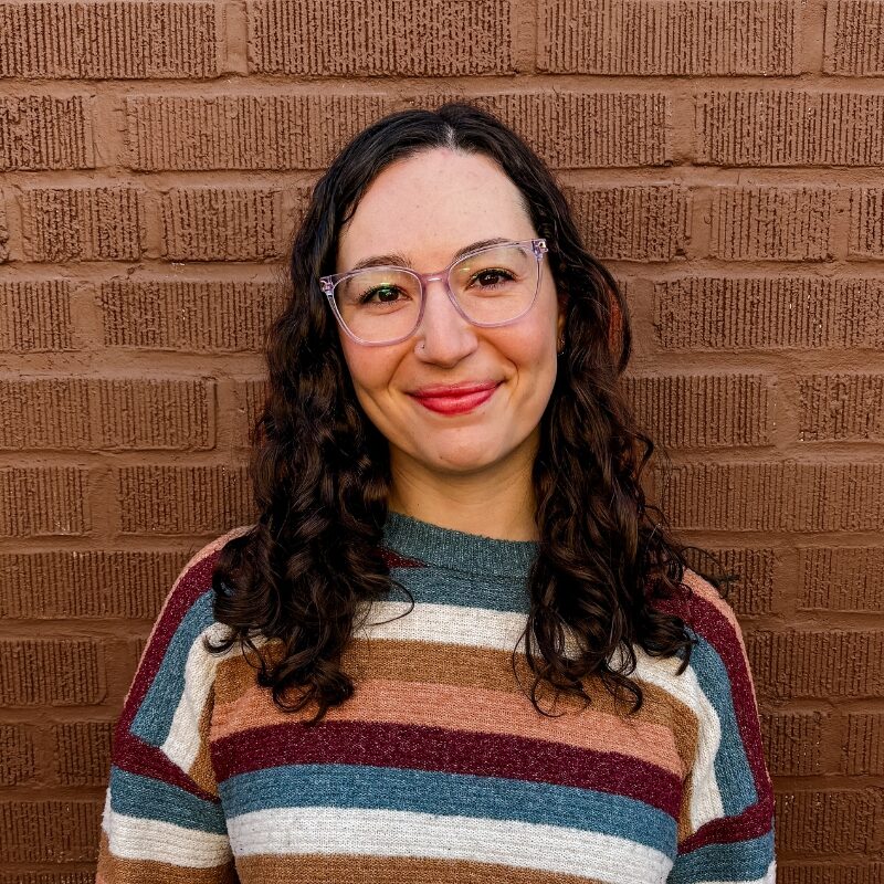 Rebecca Elowe's Headshot